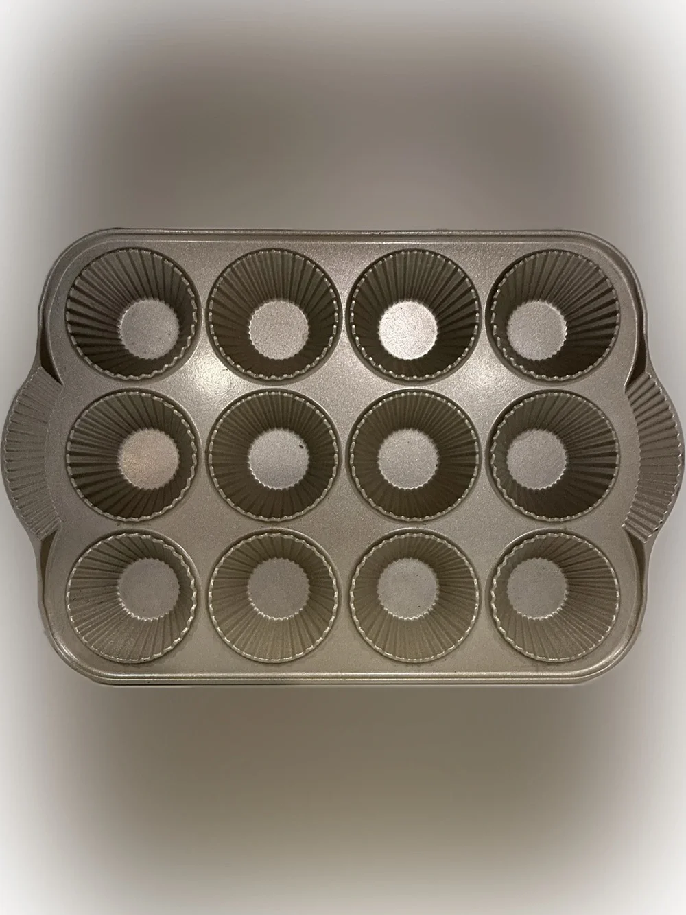 Nordic Ware Silver Twelve-Cup Tart Pan